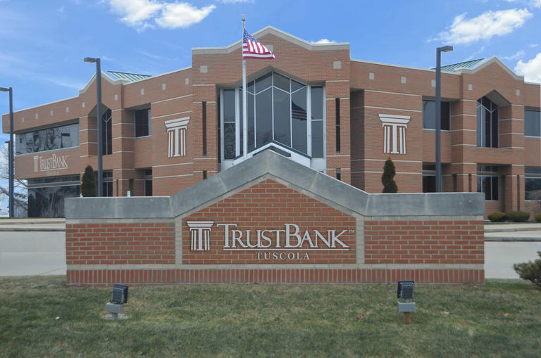 TrustBank Tuscola, IL TrustBank Illinois & Arizona Banking